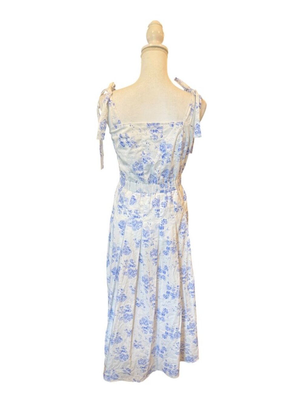 Hyacinth House  Blue & White Floral Midi Dress With Tie Straps, Size S